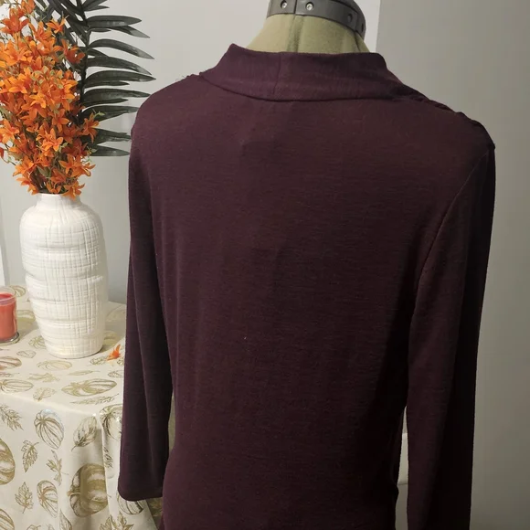 NWT 41 Hawthorn  Long Sleeve Rich Burgundy Top Sz. M - Picture 6 of 15